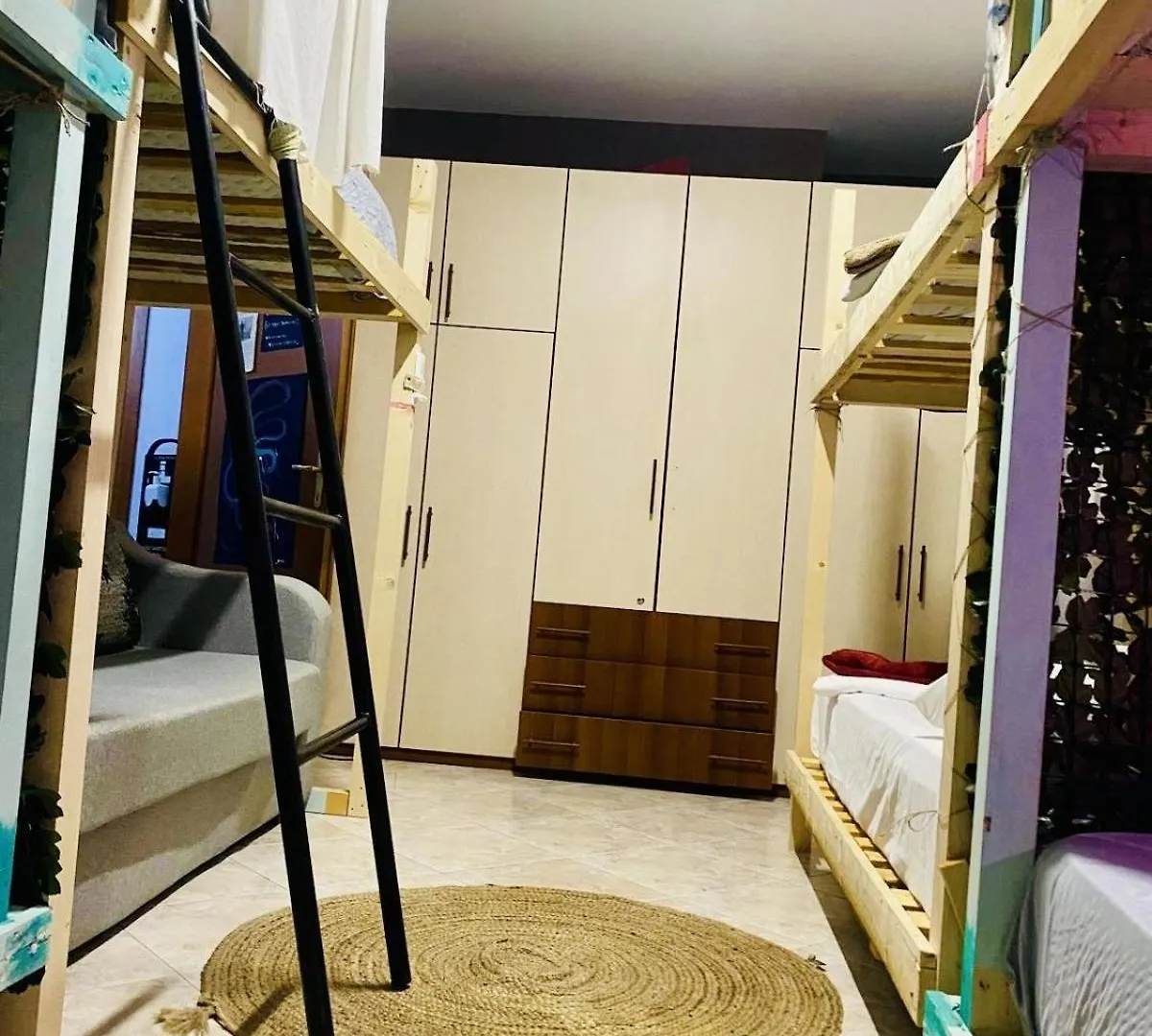 Maison D'Artiste Tirana Auberge de jeunesse